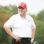 Donald Trump durante un torneo de golf que disputó en calidad de invitado.