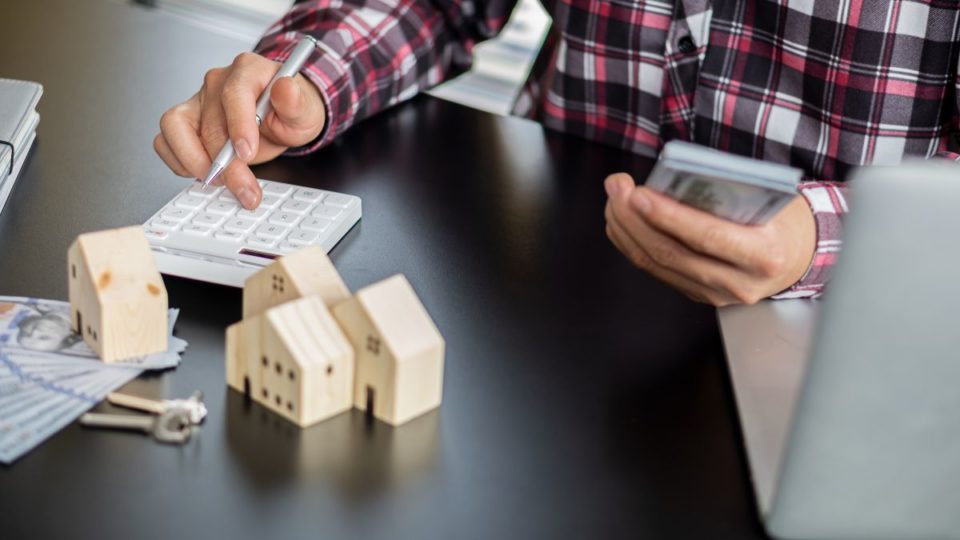 El 77% de los encuestados dijo que tuvo conformarse con rentar un lugar que no tenía todas las características que deseaba.