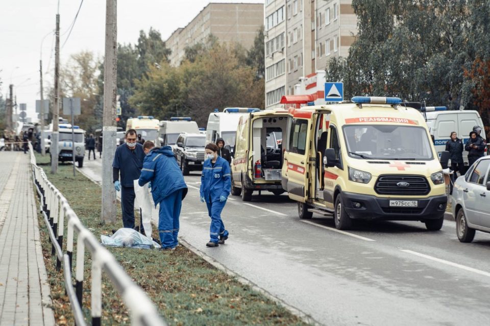 Artem Kazantsev irrumpió en una escuela en Izhevsk y disparó contra los estudiantes.