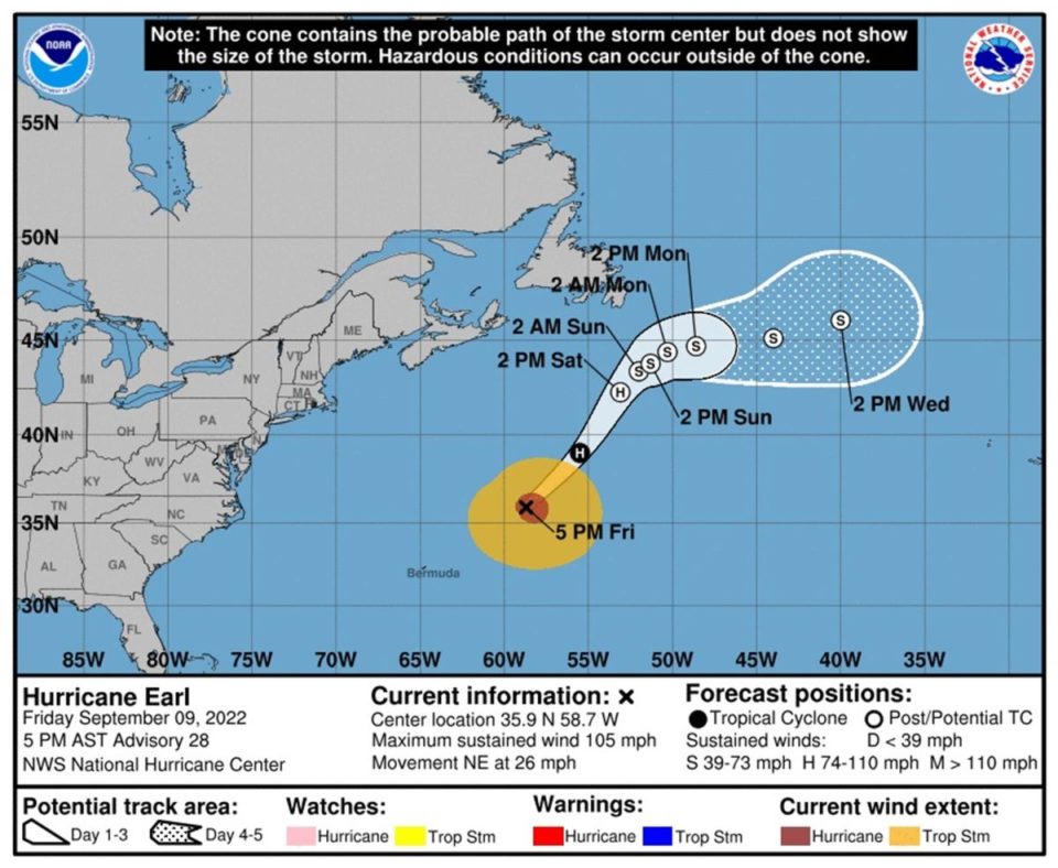 Earl se convirtió este viernes en un huracán de gran tamaño de categoría 3.