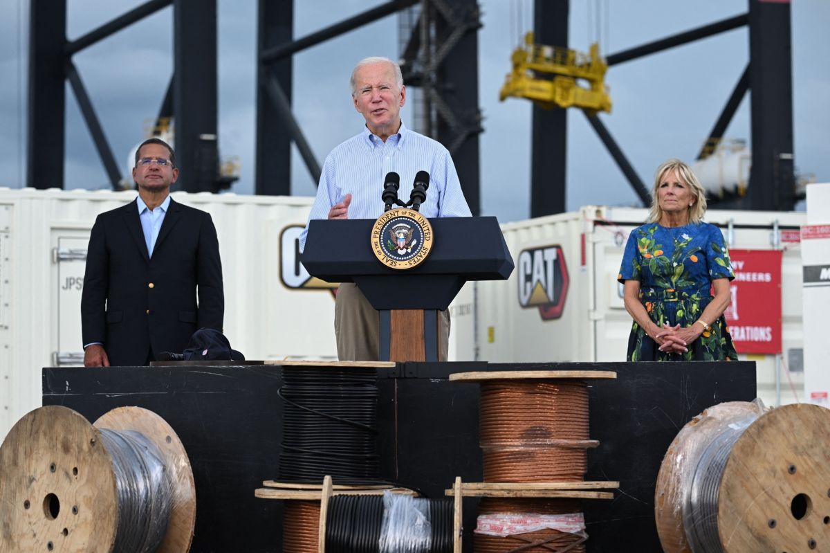 El presidente Biden y la primera dama Jill Biden durante su visita en Puerto Rico.