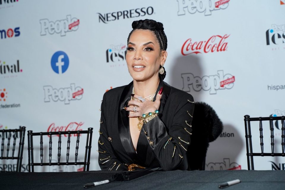 Ivy Queen le envía mensajes a las mujeres sobre su empoderamiento femenino.