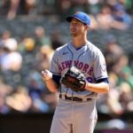 Jacob deGrom no lució de la mejor manera en la serie ante Atlanta Braves.