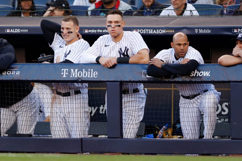 Los Yankees de Nueva York viajarán ahora a Cleveland a buscar picar adelante en la serie.