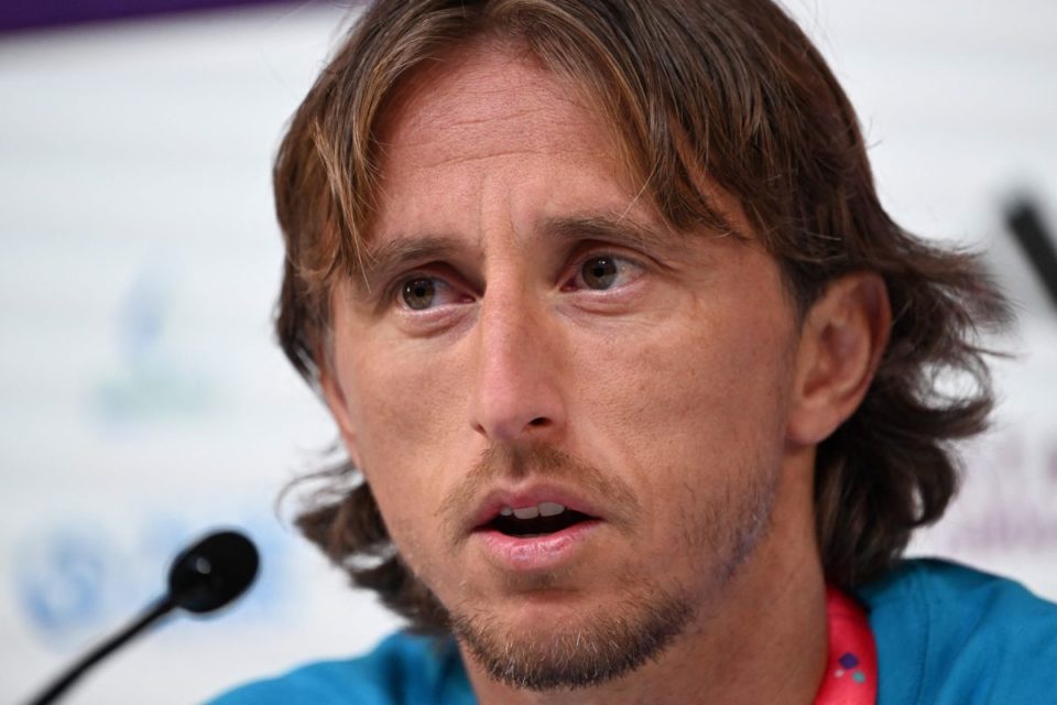 Luka Modric durante una conferencia de prensa antes del debut de Croacia en Qatar 2022.