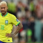 Neymar Jr. no pudo ocultar las lágrimas tras la derrota.