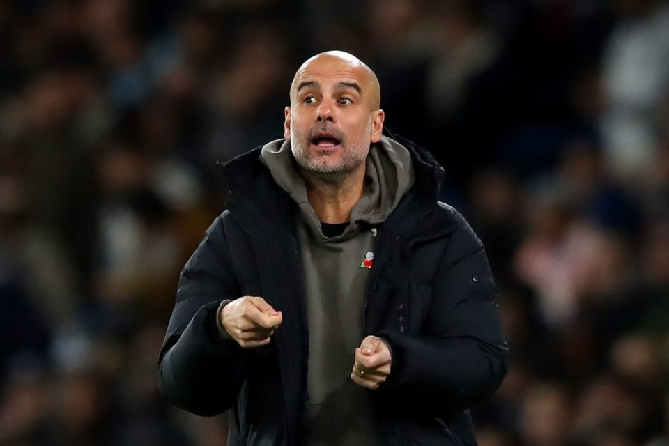 Guardiola descartó a Kalvin Phillips por sobrepreso.