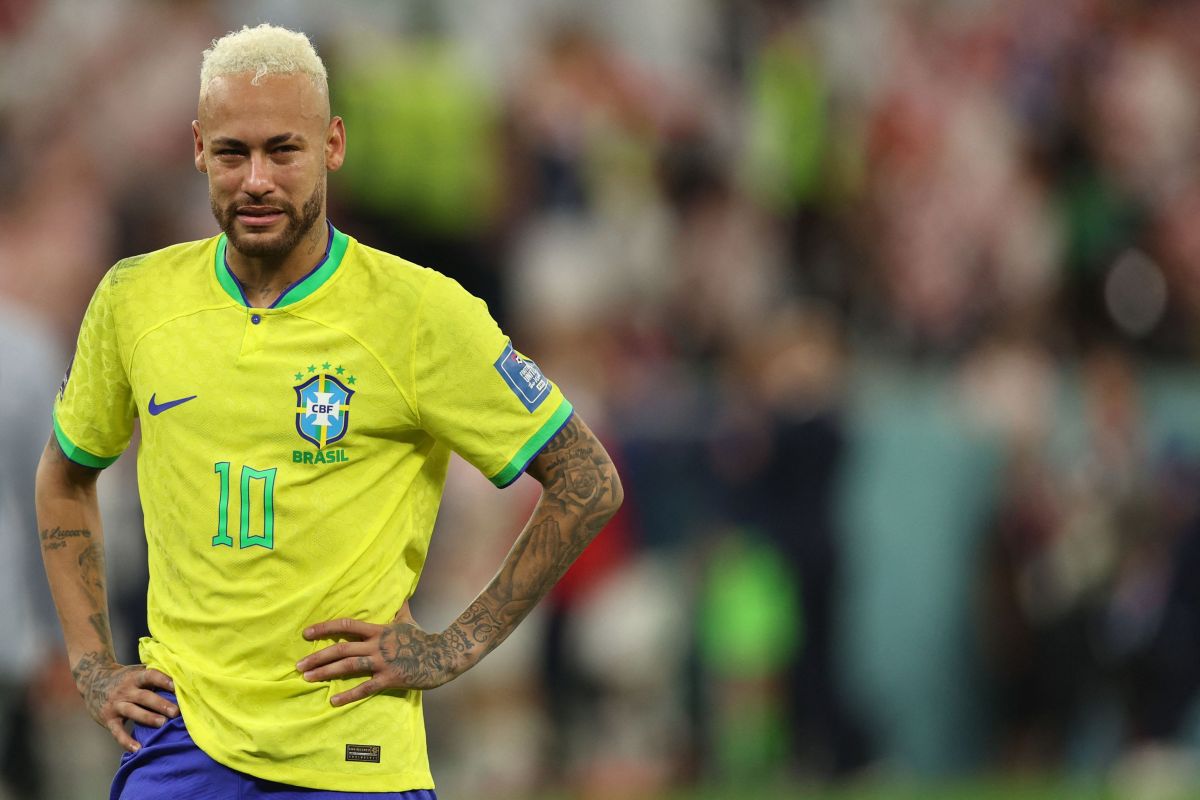 Neymar Jr. no pudo ocultar las lágrimas tras la derrota.