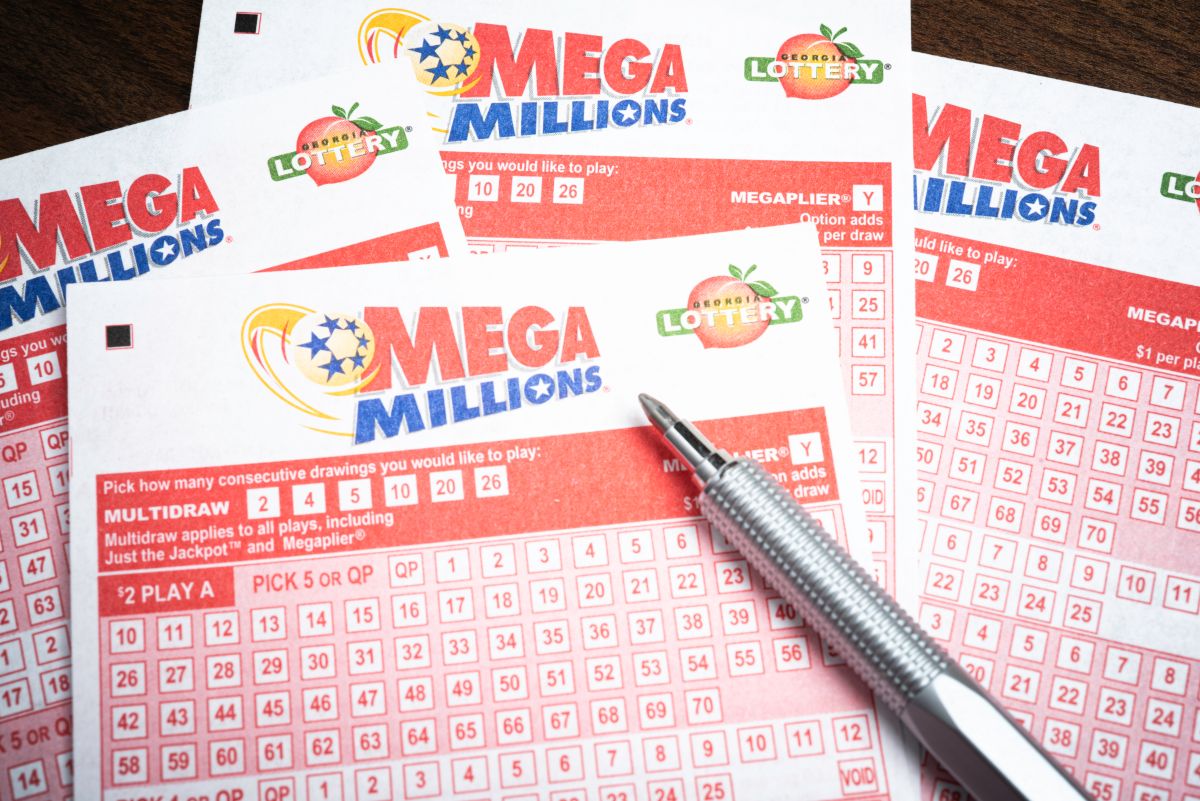 Los números ganadores del último sorteo de Mega Millions fueron: 15, 21, 32, 38, 62 y el Mega Ball 8. Nadie se llevó el premio mayor.