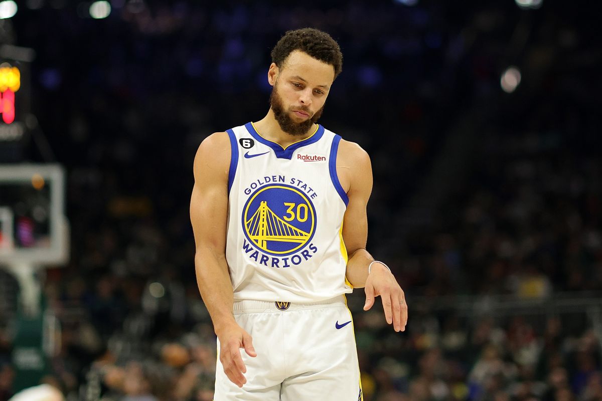 Stephen Curry es el líder ofensivo de los Golden State Warriors. 