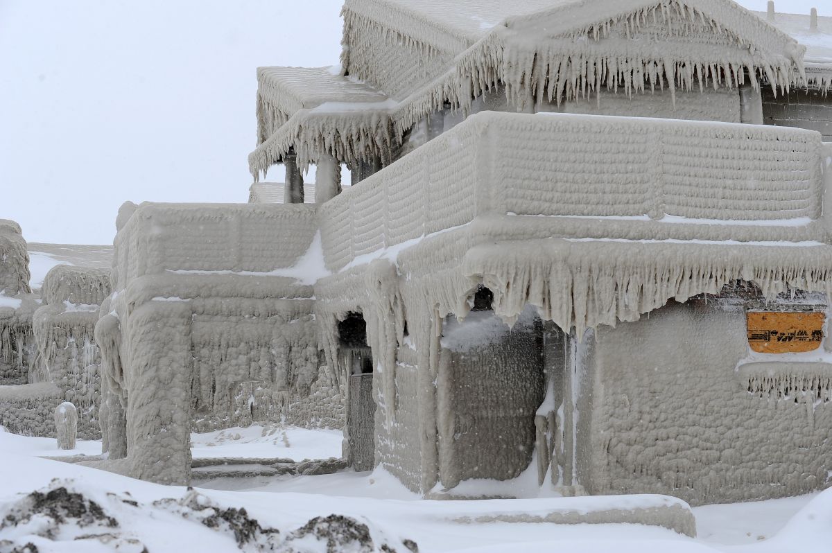 Casa congelada en Hamburg, al sur de Buffalo, NY.