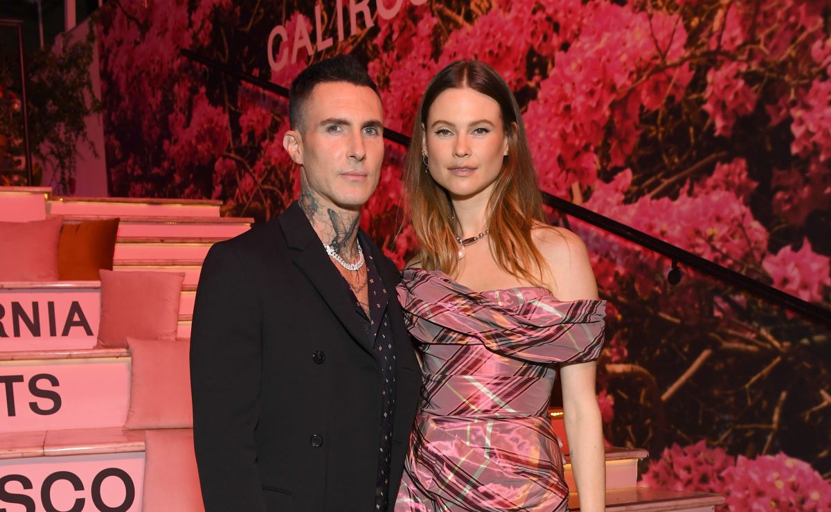 Adam Levine y Behati Prinsloo.