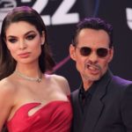 Nadia Ferreira junto a su prometido, Marc Anthony.