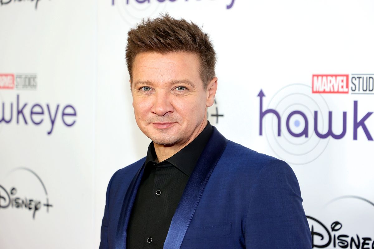 Jeremy Renner.