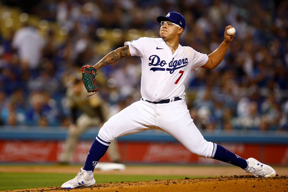 Julio Urías recibió permiso para jugar con México en el CMB.