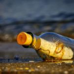 Un hombre lanzó la botella al mar durante un viaje a Vero Beach, Florida, en 1985.