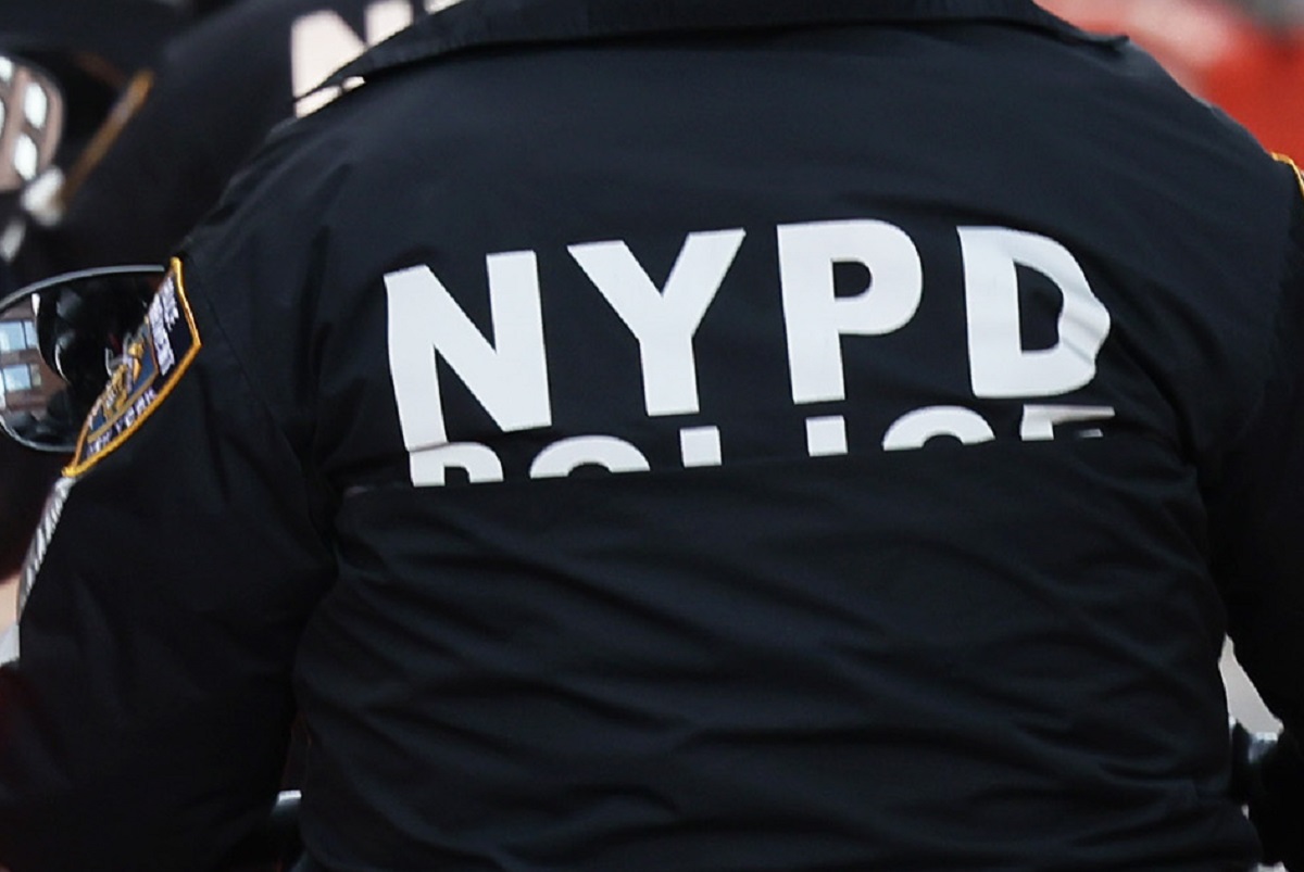 Oficial NYPD.