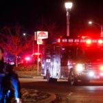 La policía y los vehículos de emergencia están en la escena de una situación de tirador activo en el campus de la Universidad Estatal de Michigan.