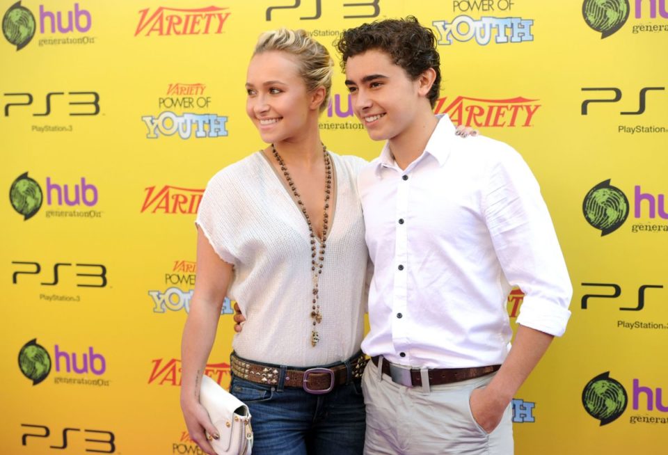 Hayden Panettiere junto a su hermano Jansen Panettiere.