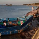 Slosar no dice cuantos inmigrantes viajaban en ese barco.