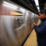 La demanda del joven es la más reciente para acusar a las autoridades del metro.