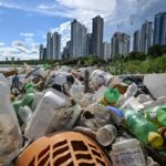 La materia prima creada a partir de plástico reciclado actualmente no puede competir con el petróleo virgen o el plástico a base de gas.