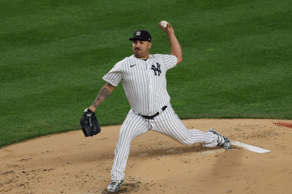 Néstor Cortés durante la Serie de Campeonato de la Liga Americana ante Houston Astros.