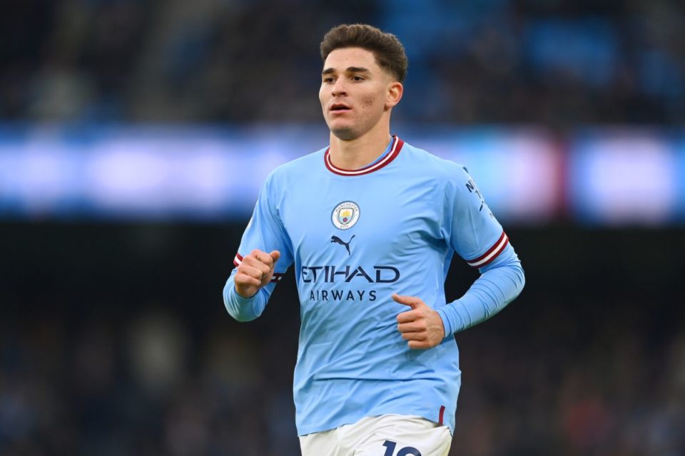 Álvarez llegó a Inglaterra hace poco más de seis meses.