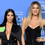 Kim Kardashian posa junto a su hermana Khloé en un evento de NBCUniversal.