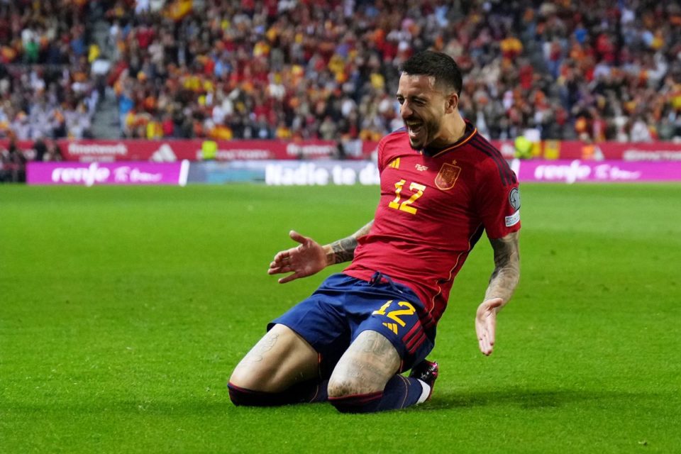 Joselu anotó doblete en su debut con España.