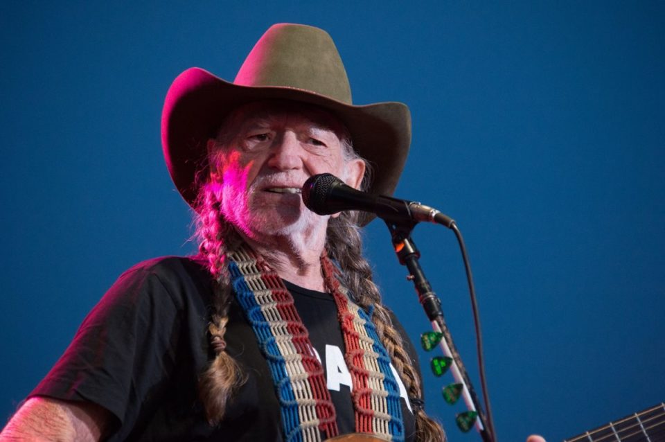 Willie Nelson tendrá un evento con cena y música  en su rancho cerca de Austin, Texas,