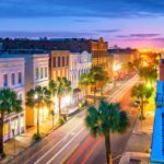 En 2022 las tarifas promedio en Charleston eran $16 dólares más caras que en 2023.