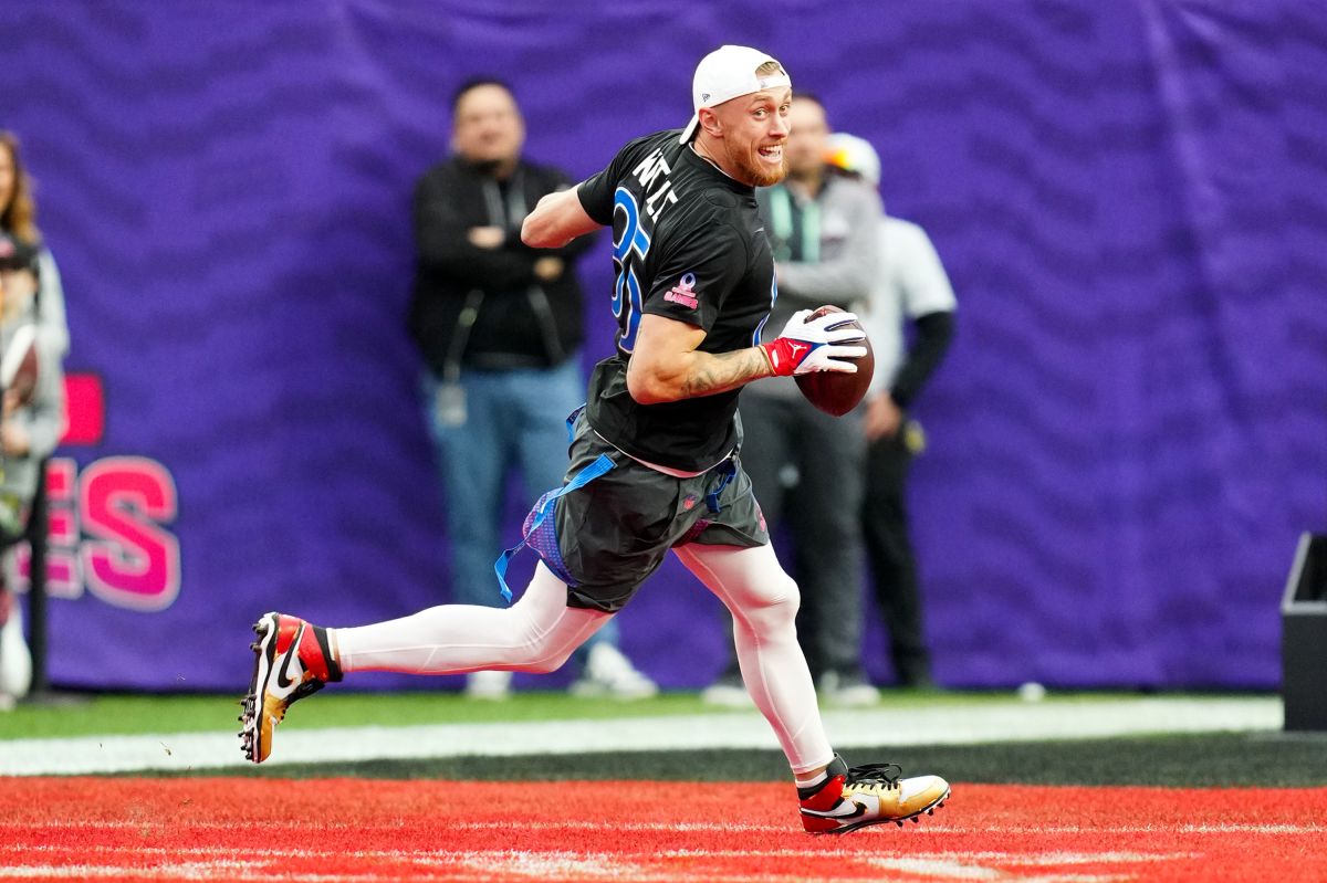 George Kittle durante el Pro Bowl 2023 de la NFL.