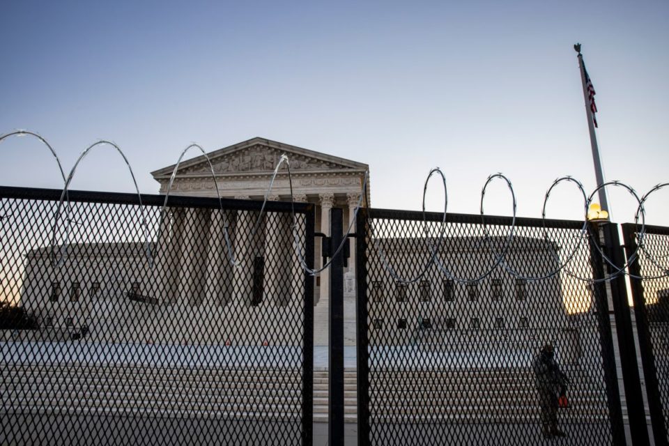 Imagen del exterior de la Corte Suprema en Washington D.C.