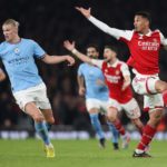 El Arsenal se tendrá que cuidar de Erling Haaland, el máximo anotador de la Premier League con 32 goles