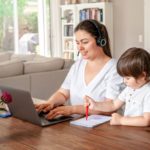 Los trabajadores por hora prefieren el trabajo flexible a los trabajos tradicionales; las madres trabajadoras en particular se están beneficiando.