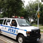 NYPD en Forest Park, Queens, 2015.