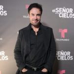 Alejandro López en la presentación de la octava temporada de "El Señor De Los Cielos".