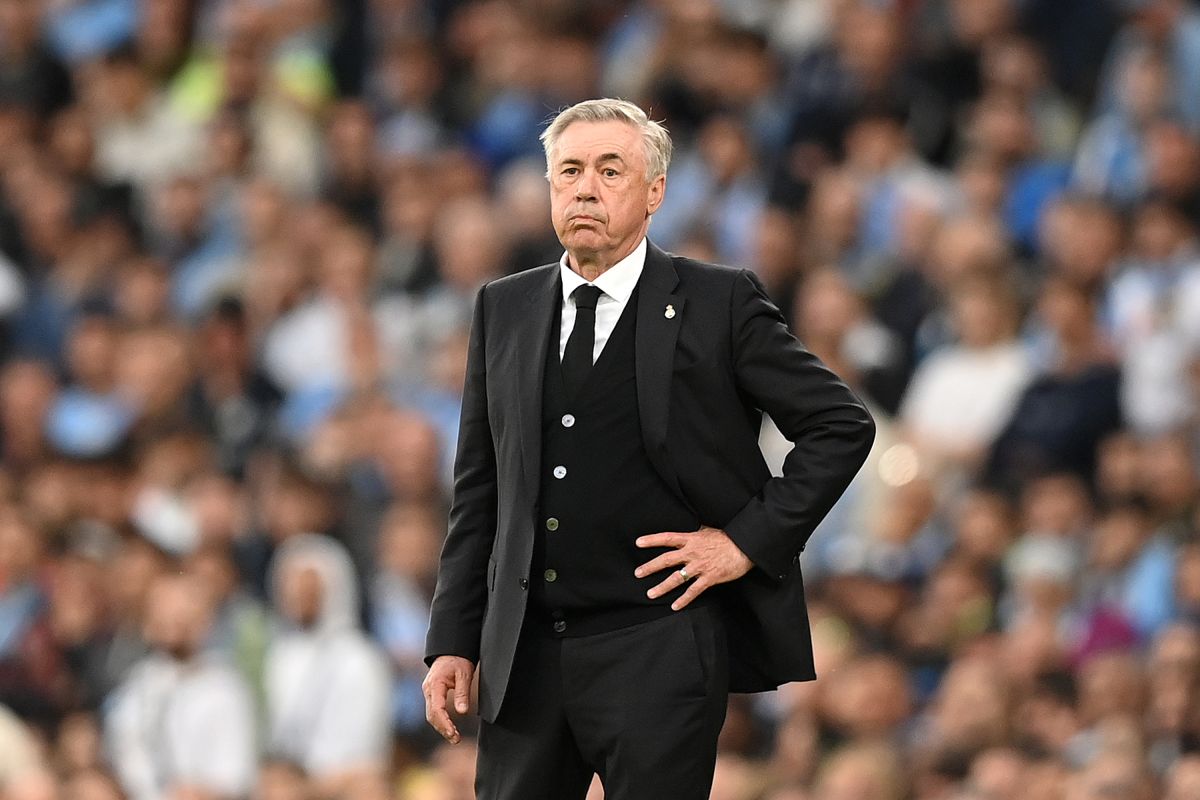 Carlo Ancelotti reacciona tras el segundo gol del Manchester City. 