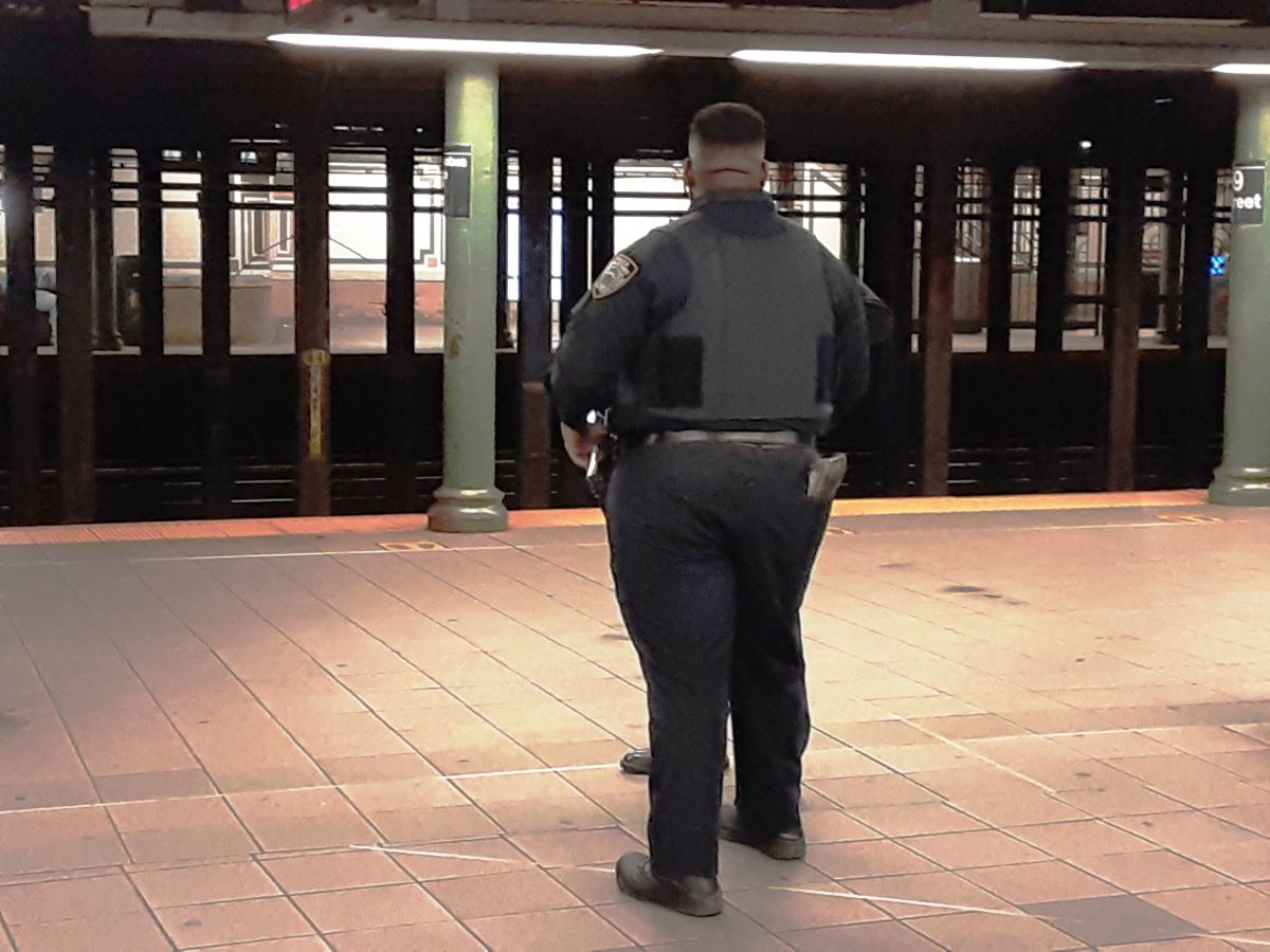 NYPD en el Metro.